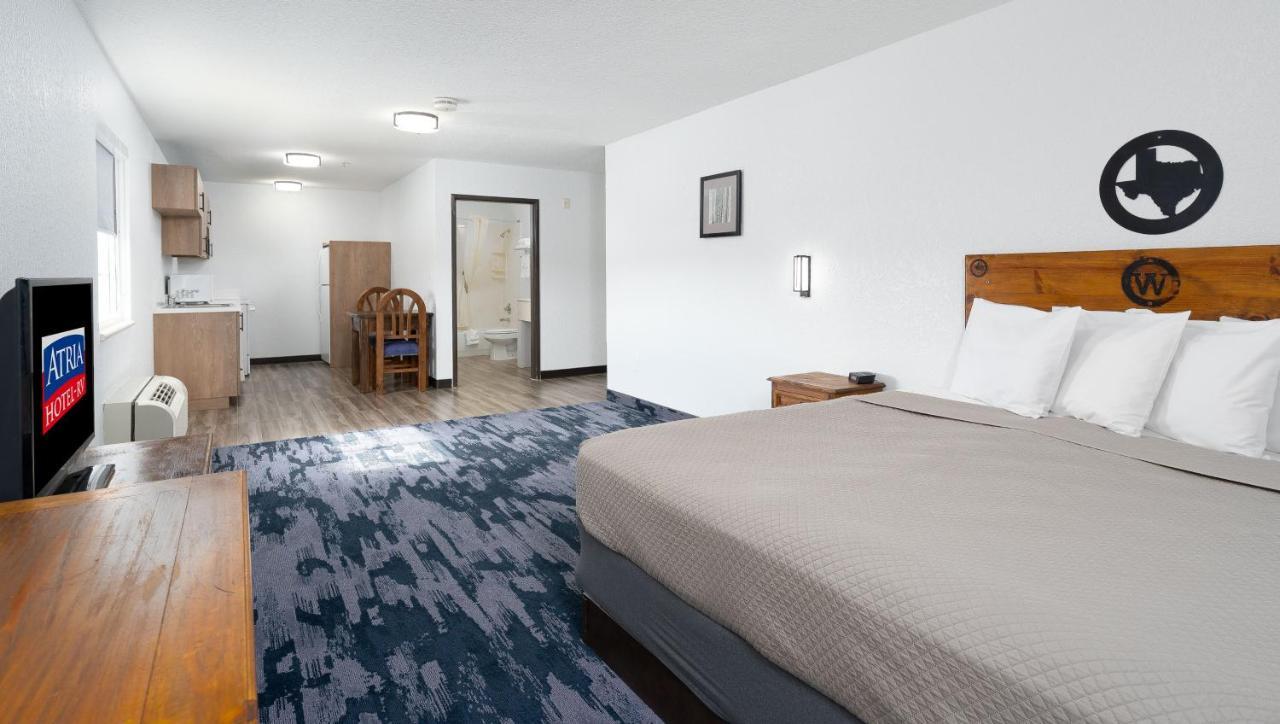 Atria Hotel And Rv Mcgregor Kültér fotó